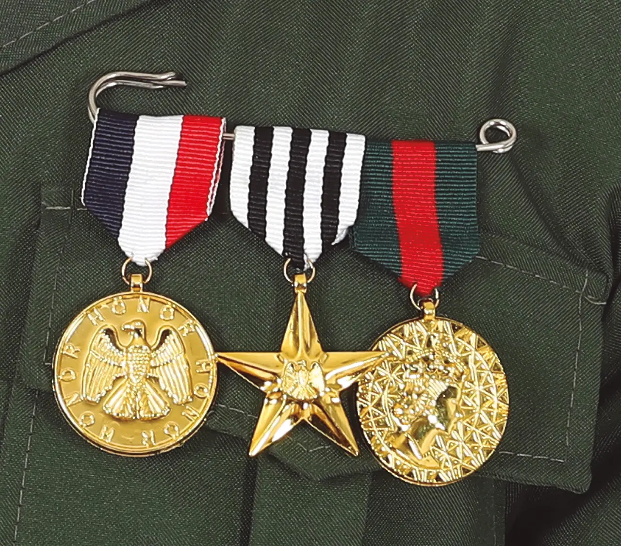 Badge med 3 militærmedaljer